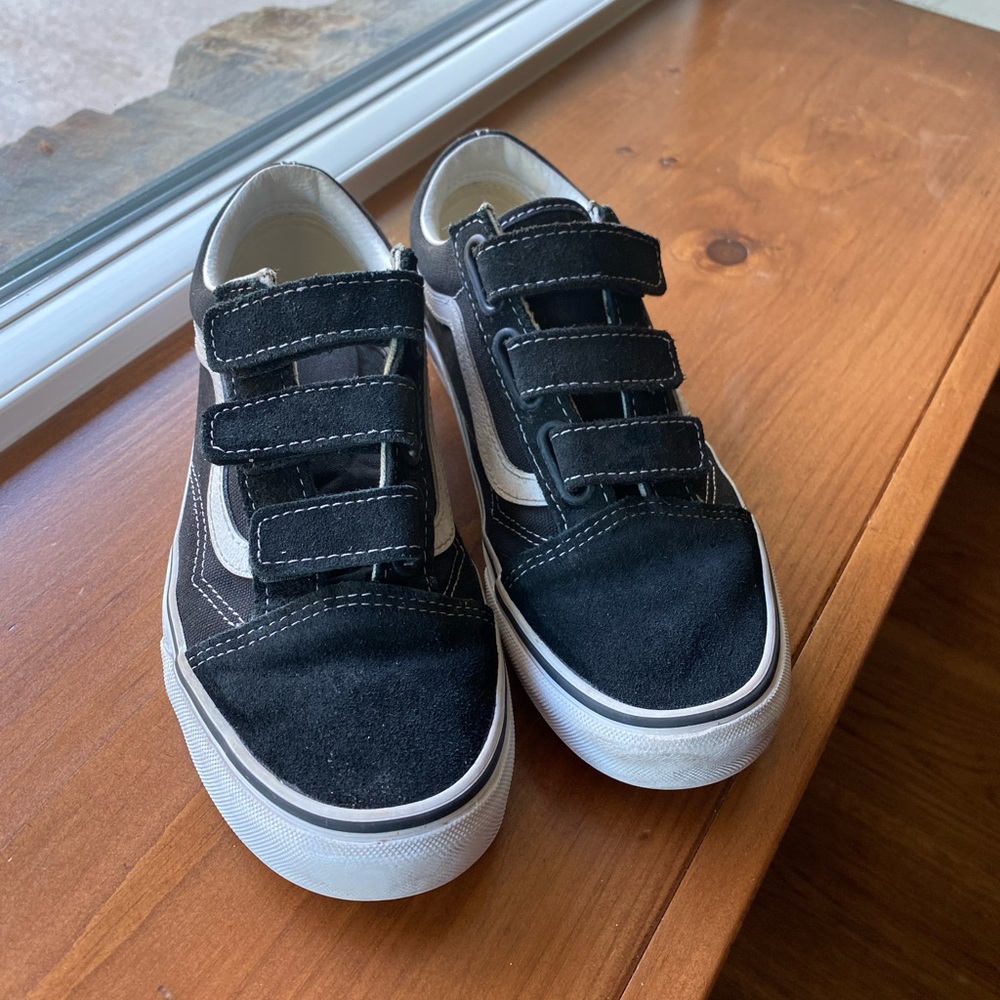 VANS Old Skool V Suede Canvas Shoe
